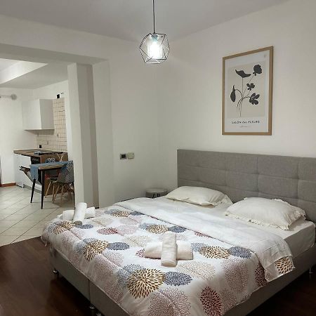 City Center Shkodra B&B Exterior foto